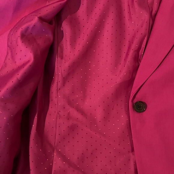 Banana Republic Magenta Blazer - Picture 4 of 4